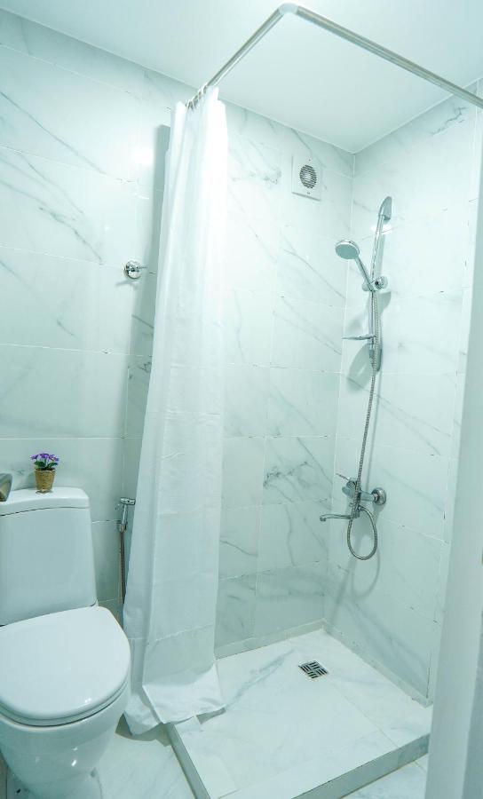 Check-In Hotel Tbilisi Exterior photo